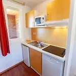 Semesterbostad Countryside Holiday Home With Pool Cassen