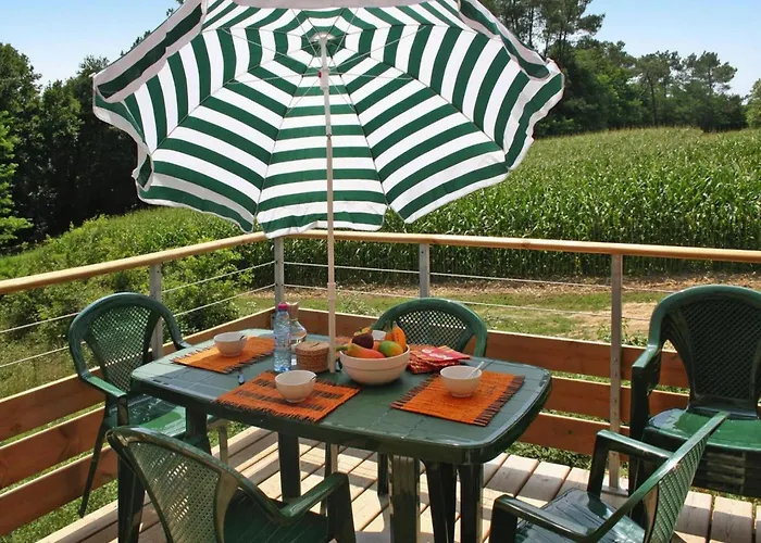 Countryside Holiday Home With Pool Cassen